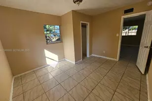 2712 NW 14th St, Fort Lauderdale, FL 33311 - Photo 9