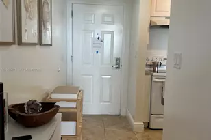 900 SW 8th St, Miami, FL 33130 - Photo 15