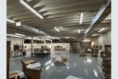 1101 NW 72nd St, Miami, FL 33150 - Photo 5