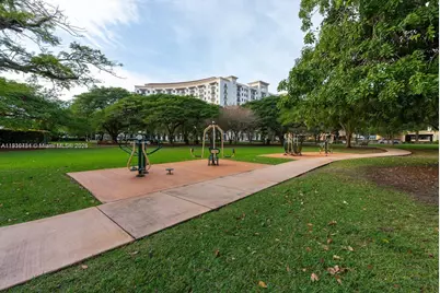 6580 Santona St #A32, Coral Gables, FL 33146 - Photo 17