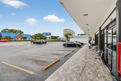 Convenience S/Smoke Shop Store & Smoke Shop For Sale, Miami, FL 33126 - Photo 3