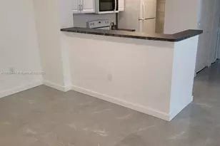 777 SW 111th Way, Pembroke Pines, FL 33025 - Photo 11