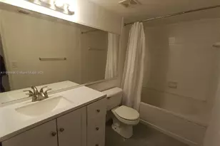 777 SW 111th Way, Pembroke Pines, FL 33025 - Photo 23