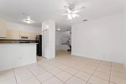 1406 SE 26th Ct #311, Homestead, FL 33035 - Photo 11