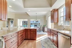 1349 St Lawrence Dr, Palm Beach Gardens, FL 33410 - Photo 17