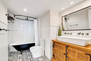 2301 Collins Ave, Miami Beach, FL 33139 - Photo 15