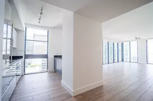 1010 Brickell Ave, Miami, FL 33131 - Photo 7