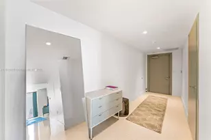 200 Biscayne Blvd Way, Miami, FL 33131 - Photo 11