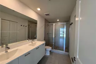 8167 NW 41st St, Doral, FL 33166 - Photo 25