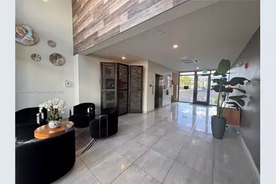 8167 NW 41st St #E-406, Doral, FL 33166 - Photo 5