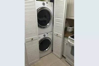 1341 SE 3rd Ave #409, Dania Beach, FL 33004 - Photo 13