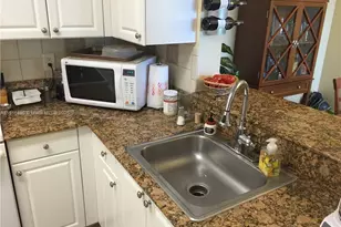 1341 SE 3rd Ave, Dania Beach, FL 33004 - Photo 11