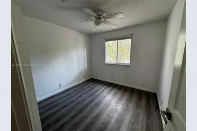 1007 Bamboo Ln, Weston, FL 33327 - Photo 9