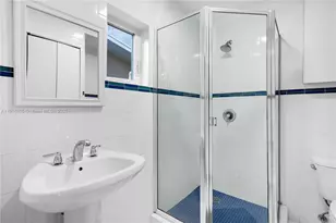 19694 NE 23rd Ct, Miami, FL 33180 - Photo 51