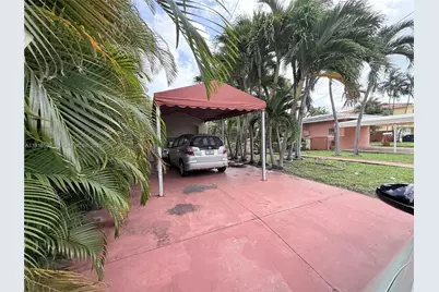 9125 Byron Ave, Surfside, FL 33154 - Photo 5