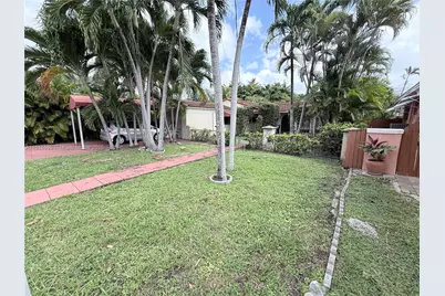 9125 Byron Ave, Surfside, FL 33154 - Photo 3