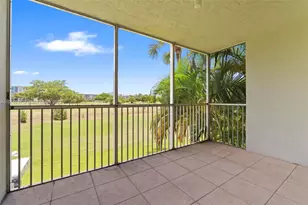 2851 S Palm Aire Dr, Pompano Beach, FL 33069 - Photo 19