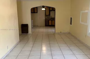 11108 Peachtree Dr, Miami, FL 33161 - Photo 3