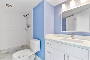 3703 NE 166th St, North Miami Beach, FL 33160 - Photo 23