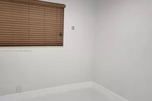 9375 SW 40th Terrace, Miami, FL 33165 - Photo 5