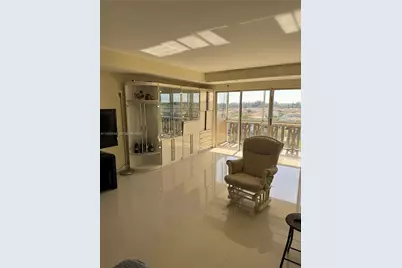 800 NE 195th St #714, Miami, FL 33179 - Photo 1