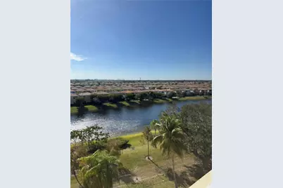 800 NE 195th St #714, Miami, FL 33179 - Photo 3