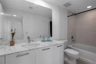 950 Brickell Bay Dr, Miami, FL 33131 - Photo 17