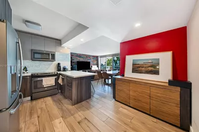 1541 Brickell Ave #C406, Miami, FL 33129 - Photo 11