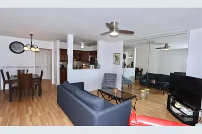 900 SW 11th Ave #15C, Hallandale Beach, FL 33009 - Photo 3