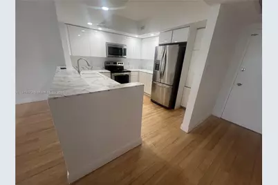 5600 Collins Ave #17T, Miami Beach, FL 33140 - Photo 11