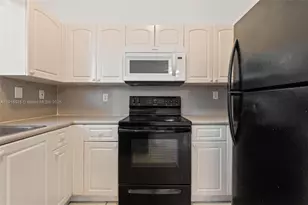 1406 SE 26th Ct, Homestead, FL 33035 - Photo 15