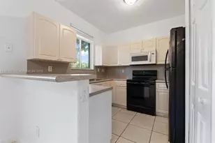 1406 SE 26th Ct, Homestead, FL 33035 - Photo 13