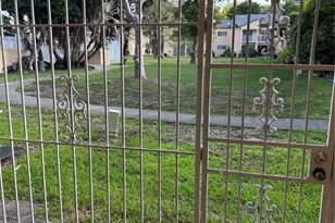 2600 NW 28th St, Miami, FL 33142 - Photo 23