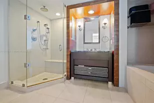 6801 Collins Ave, Miami Beach, FL 33141 - Photo 21