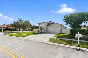 16120 SW 11th St, Pembroke Pines, FL 33027 - Photo 5
