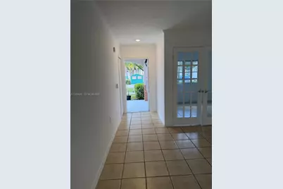 2199 NW 77th Way #104, Pembroke Pines, FL 33024 - Photo 17