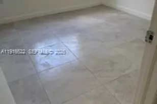 2199 NW 77th Way, Pembroke Pines, FL 33024 - Photo 5