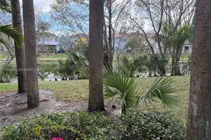 2199 NW 77th Way, Pembroke Pines, FL 33024 - Photo 23