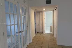 2199 NW 77th Way, Pembroke Pines, FL 33024 - Photo 21