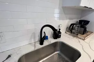 1573 NE 30th Ct, Pompano Beach, FL 33064 - Photo 21