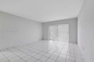 7205 Miami Lakes Dr, Miami Lakes, FL 33014 - Photo 9