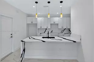 1346 NW 44th St, Miami, FL 33142 - Photo 17