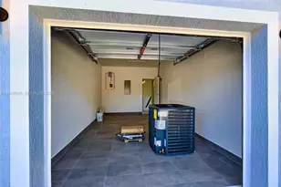 1346 NW 44th St, Miami, FL 33142 - Photo 15