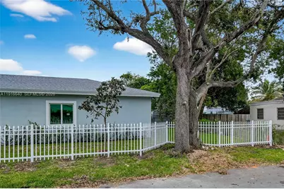 1346 NW 44th St, Miami, FL 33142 - Photo 47