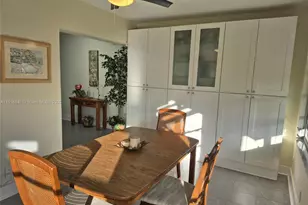 4204 NW 47th Ct, Tamarac, FL 33319 - Photo 9