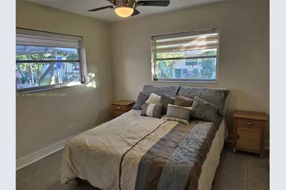 4204 NW 47th Ct, Tamarac, FL 33319 - Photo 11