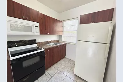 667 NE 86th St #3B, Miami, FL 33138 - Photo 1