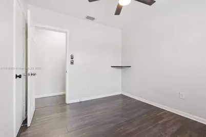 6230 E 2nd Ave, Hialeah, FL 33013 - Photo 35