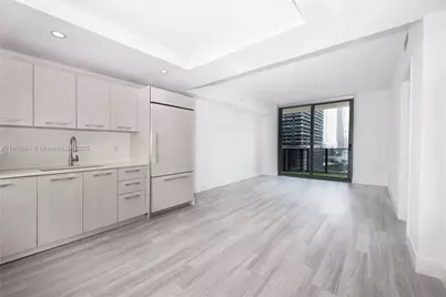 45 SW 9th St #1504, Miami, FL 33130 - Photo 7