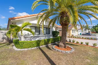 15057 SW 32nd St, Miami, FL 33185 - Photo 3